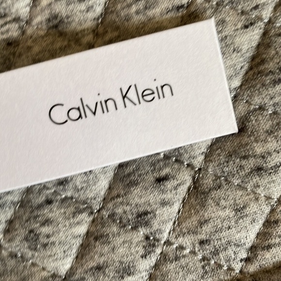 CALVIN Klein Top and Quilted Vest Size 12M - Picture 9 of 11